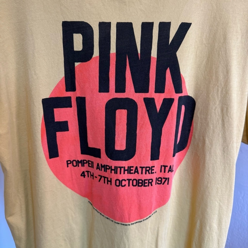 EUC Retrobrand Mustard Yellow Pink Floyd Graphic T-Shirt Size Small - Picture 2 of 9